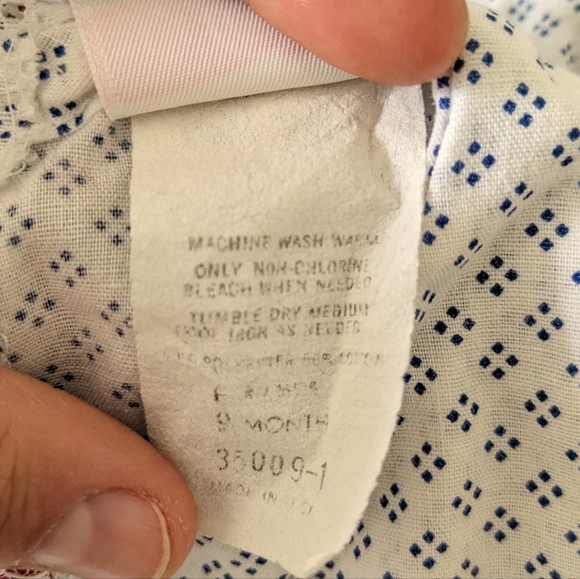 Vintage K.L.L. Blue and White Dress. Red ribbon detail on the front. Size 9 M - Picture 5 of 5